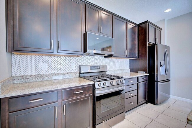 Building Photo - 244 Bella Verano Way