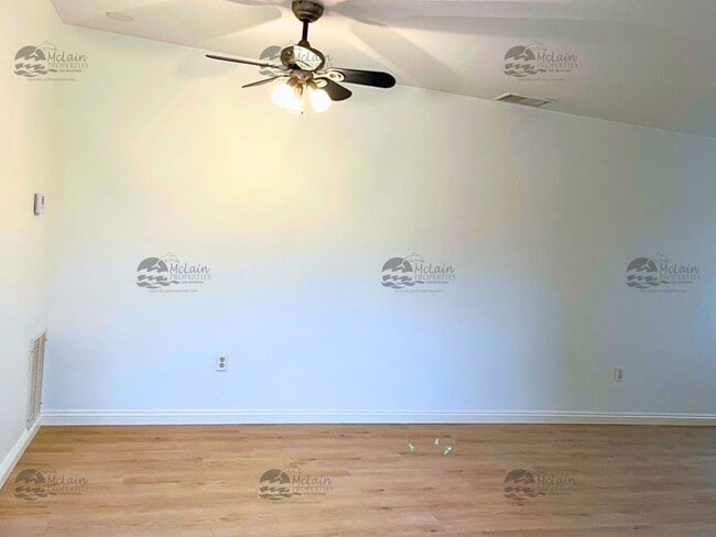 Building Photo - Move-In Ready 2BR/1BA Home in Oceanside 55+ Community - Peacock Hills