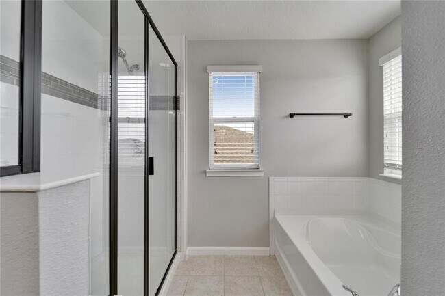Building Photo - 13113 Rain Lily Dr