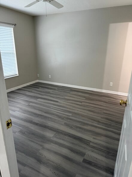 Building Photo - 201 Penmark Stone Pl