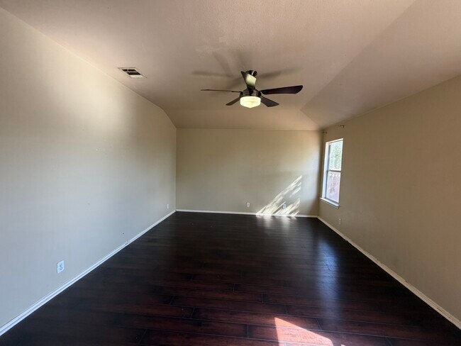 Building Photo - 9626 Anderson Way