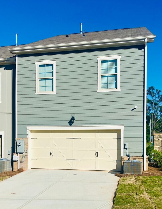Building Photo - 3BR/2.5BA Townhouse in Matthews.