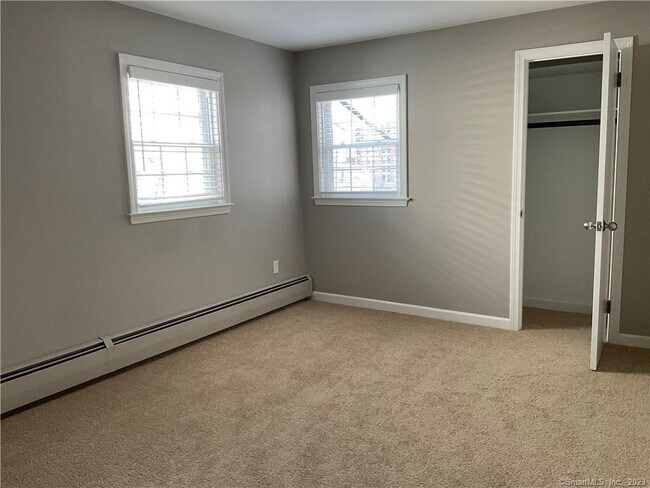 Building Photo - 61 S Main St