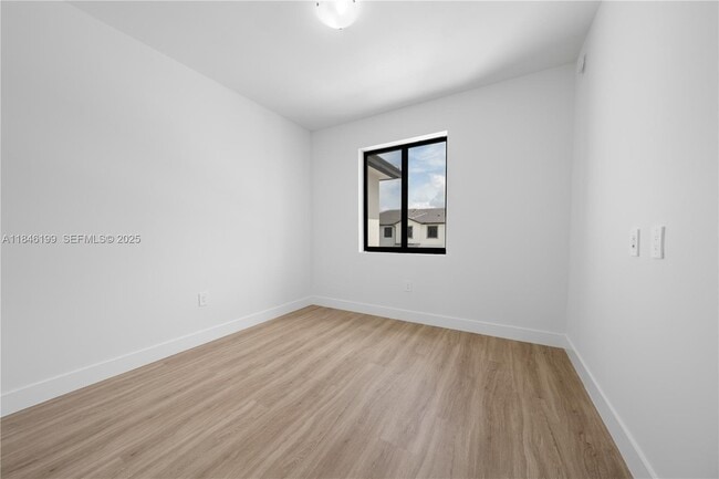 Building Photo - 18973 SW 344th Ter