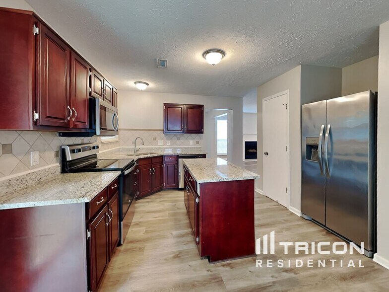Building Photo - 6173 Hampton Hall Way