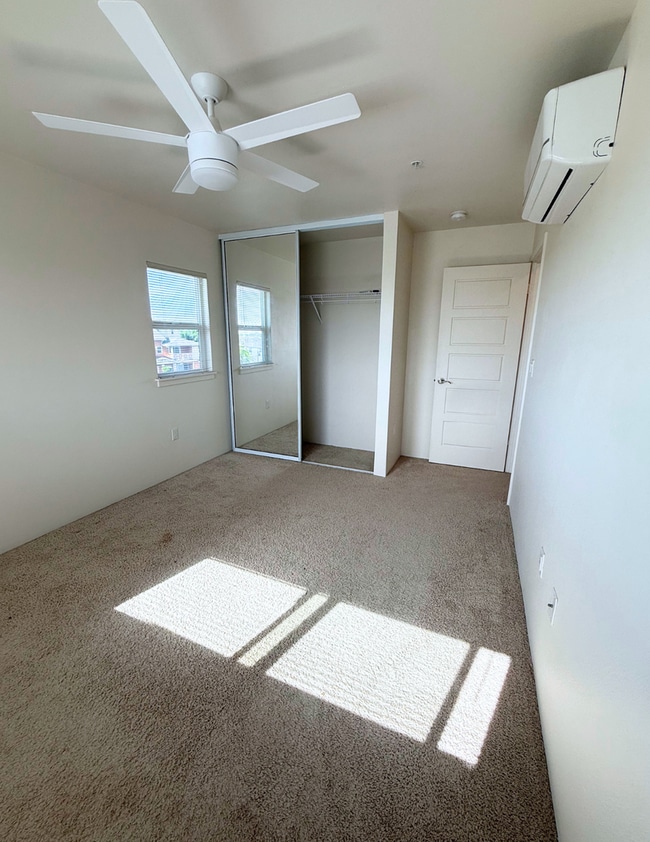 Building Photo - 3/2.5/2 Townhome is Kapolei- Pohakala at M...
