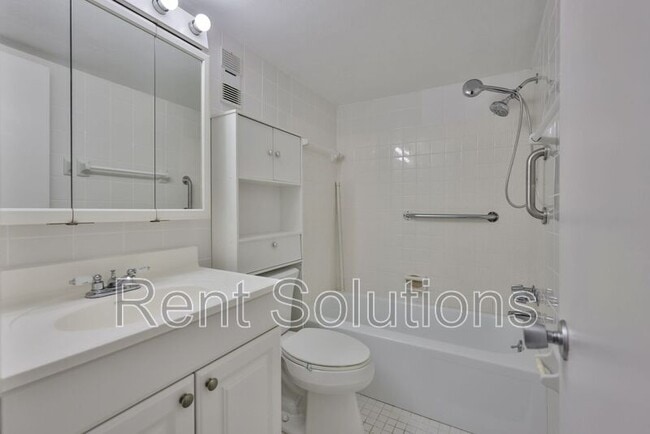 Building Photo - 801 83rd Ave N