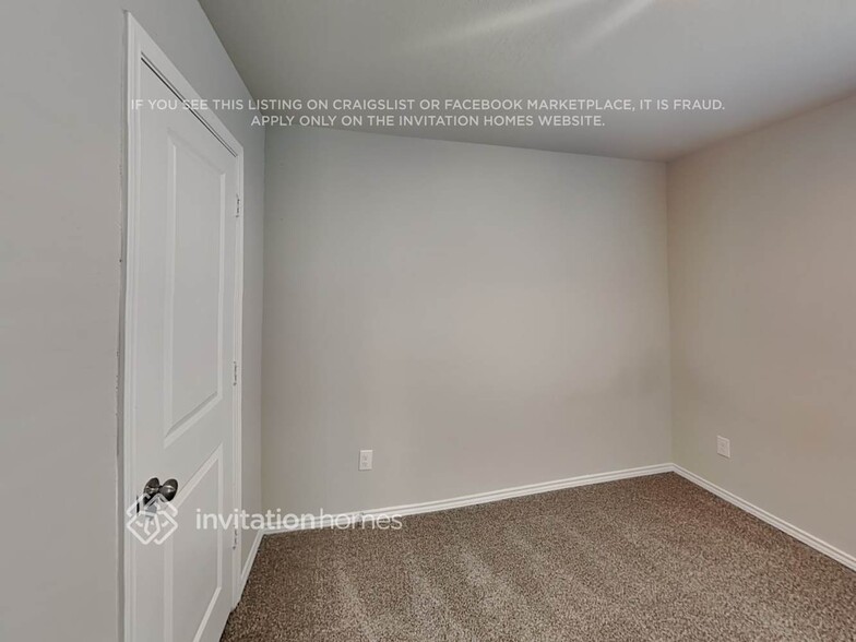 Building Photo - 110 Pasadena Pl
