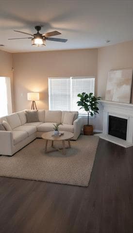 Building Photo - 306 Packer Dr
