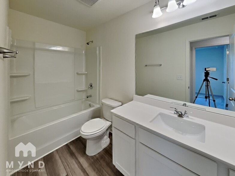 Building Photo - 2622 Senegal Wy