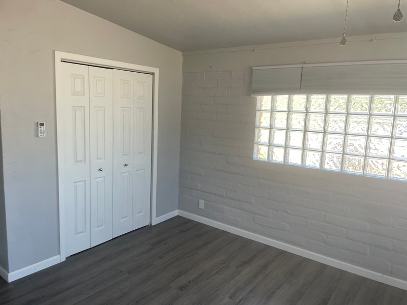 Building Photo - 4240 N 4th Ave