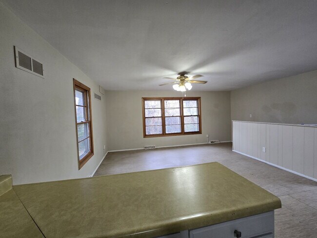 Building Photo - Charming 3-Bedroom Home Coming Soon in Sai...