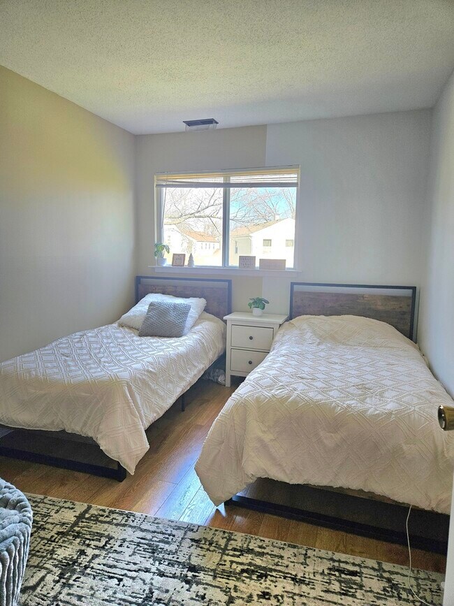 Building Photo - 1068 Courtland Dr