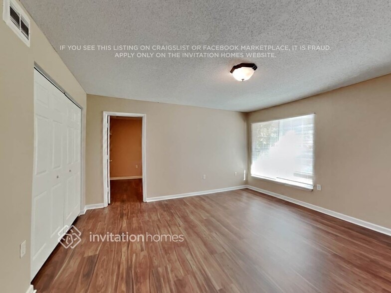 Building Photo - 123 Wilton Pl