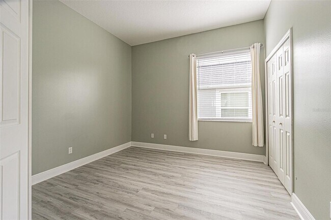 Building Photo - 1550 Maximilian Dr