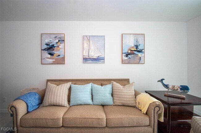 Building Photo - 16007 Davis Rd