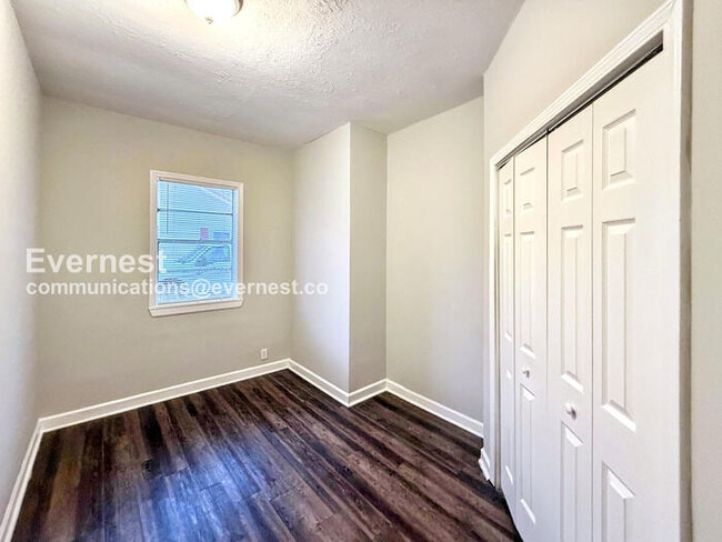 Building Photo - 115 Front St