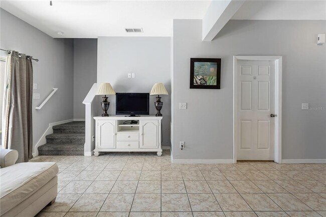 Building Photo - 4571 Ada Ln