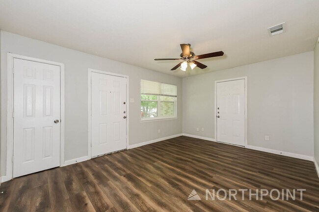 Building Photo - 3 BR/1BA | Newly Renovated Single Family Home | 1-Car Covered Parking | Gated backyard