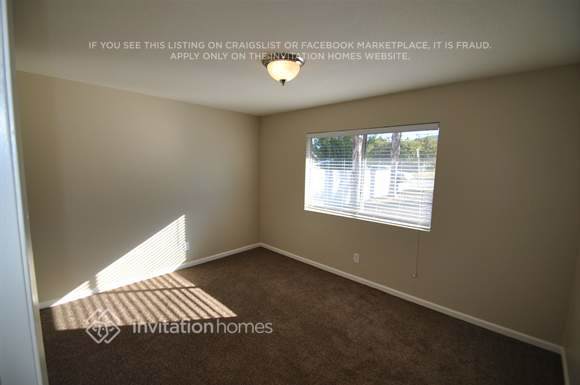 Building Photo - 12528 Vivienda Ave