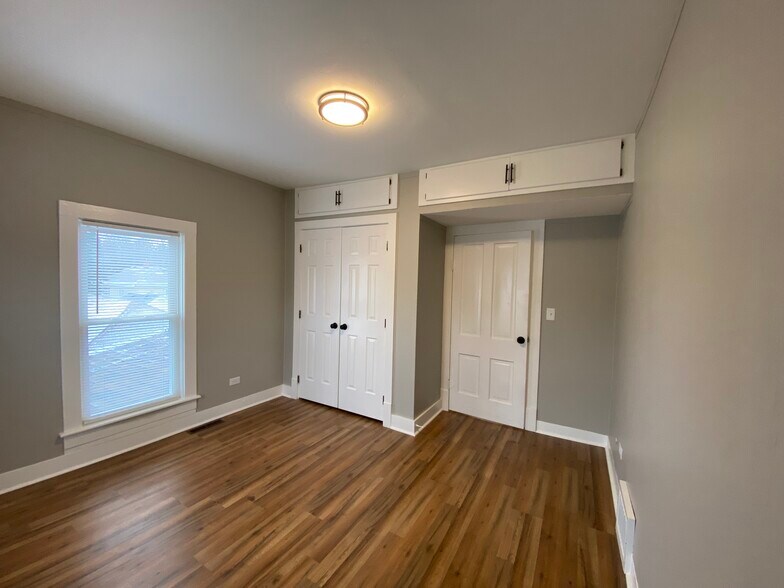 Bedroom - 122 S McHenry Ave