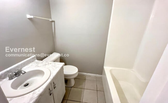 Building Photo - 3648 Missionaire Ave