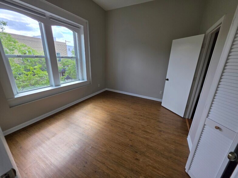 Building Photo - 40 N Eustis St