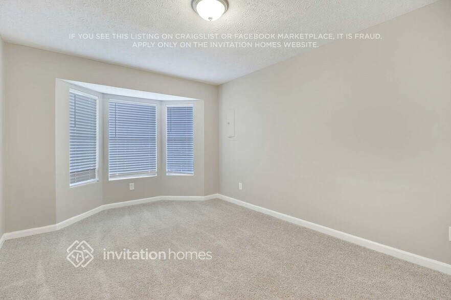 Building Photo - 626 Waynes Ct SE