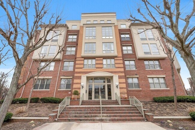 Building Photo - 26 Ave at Port Imperial