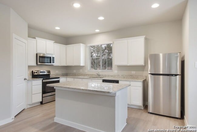 Building Photo - 1 month free APRIL at Stadium Pointe- Tucked Away & Spacious in Northwest SA