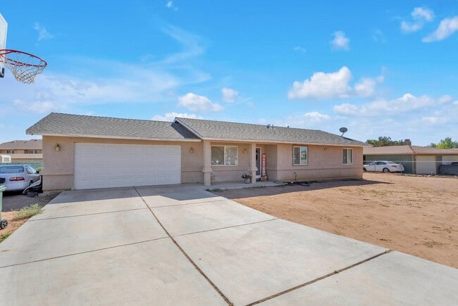 Building Photo - 15877 Serrano Rd