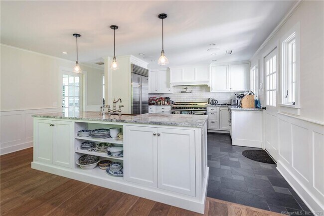 Building Photo - 90 Sharon Mountain Rd