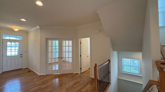 Building Photo - Spacious House in Mays Quarter