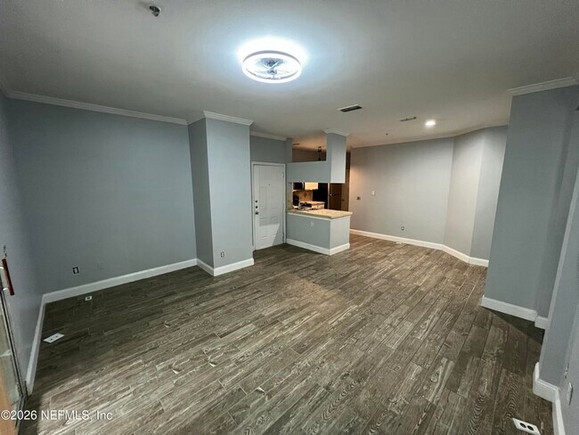 Building Photo - 160 Veracruz Dr