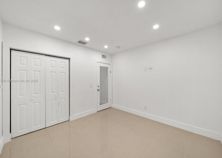 Building Photo - 845 NW 2nd St