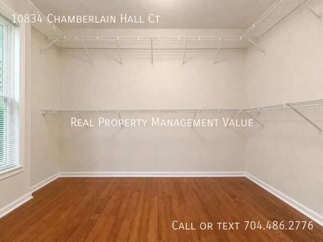 Building Photo - 10834 Chamberlain Hall Ct