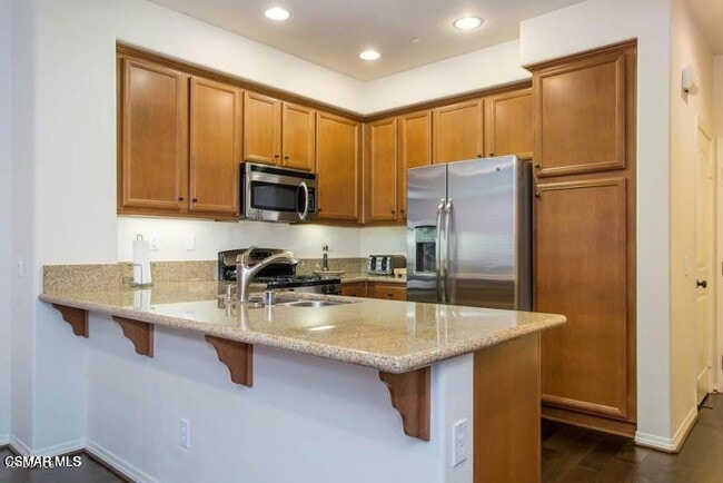 Building Photo - 1654 Heywood St