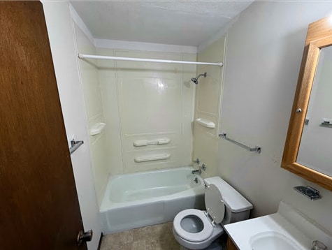 Building Photo - 630 S Governor St