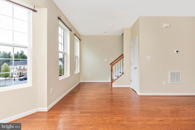 Building Photo - 6226 Newport Pl