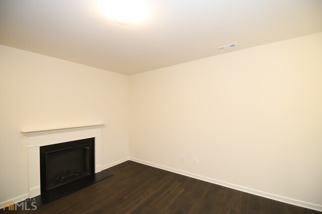 Building Photo - 85 Chastain Cir