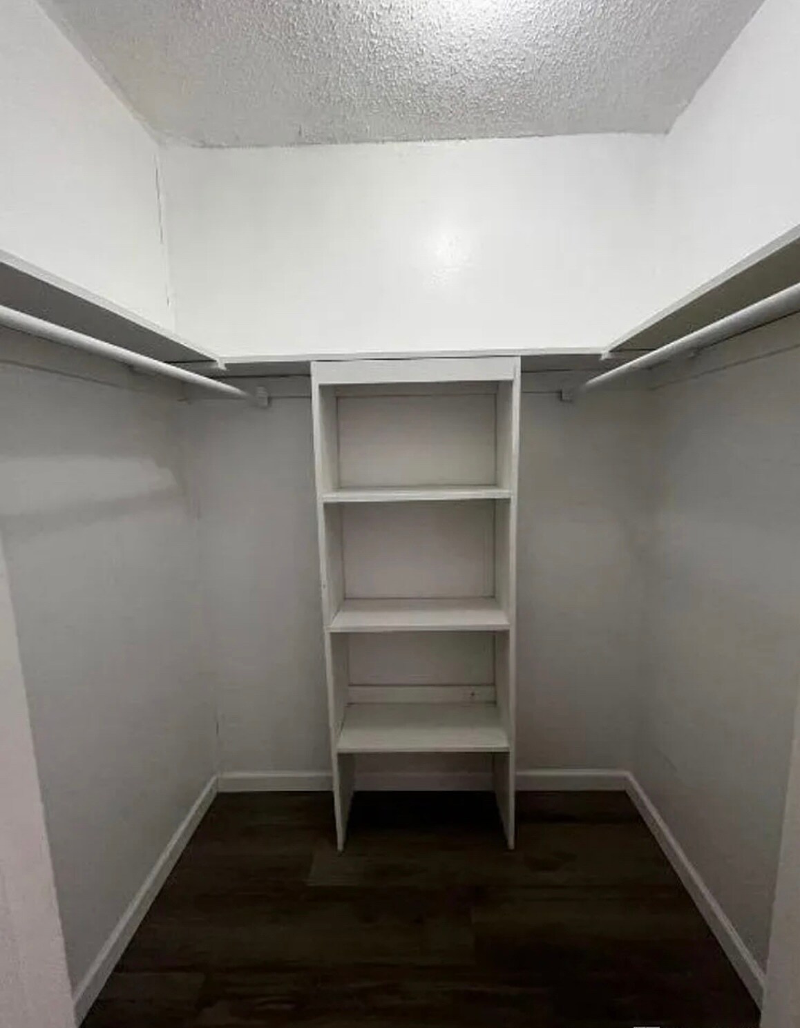 Building Photo - 3482 King Bradford Dr