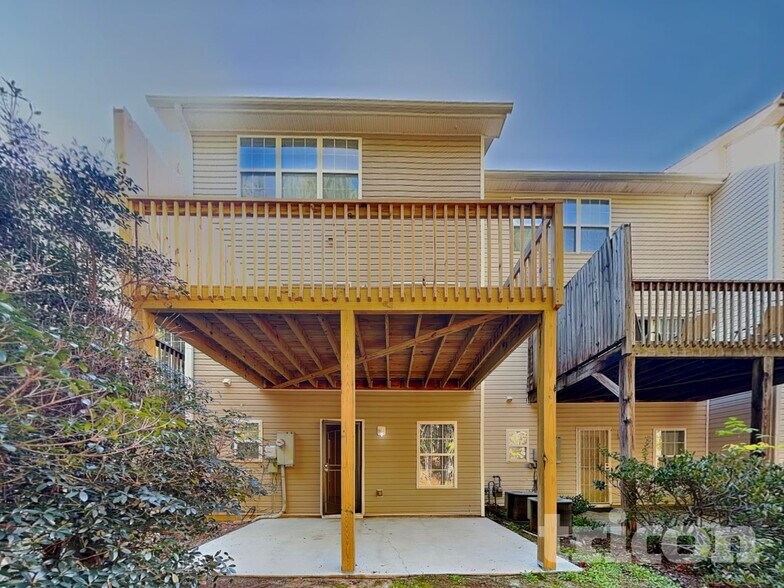 Building Photo - 728 Celeste Ln