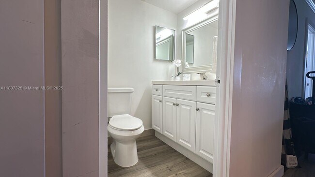 Building Photo - 3800 S Ocean Dr