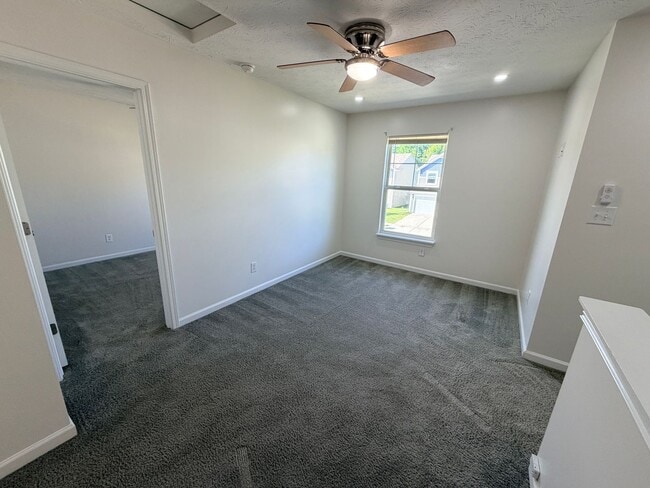 Building Photo - 1008 Balto Dr