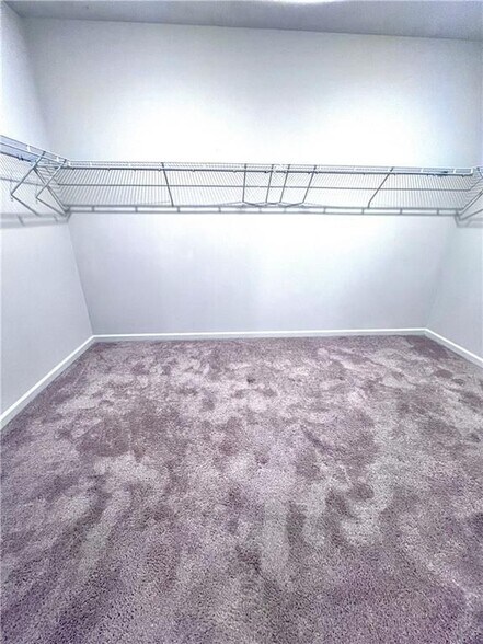 Building Photo - 2464 Pinnae Pl