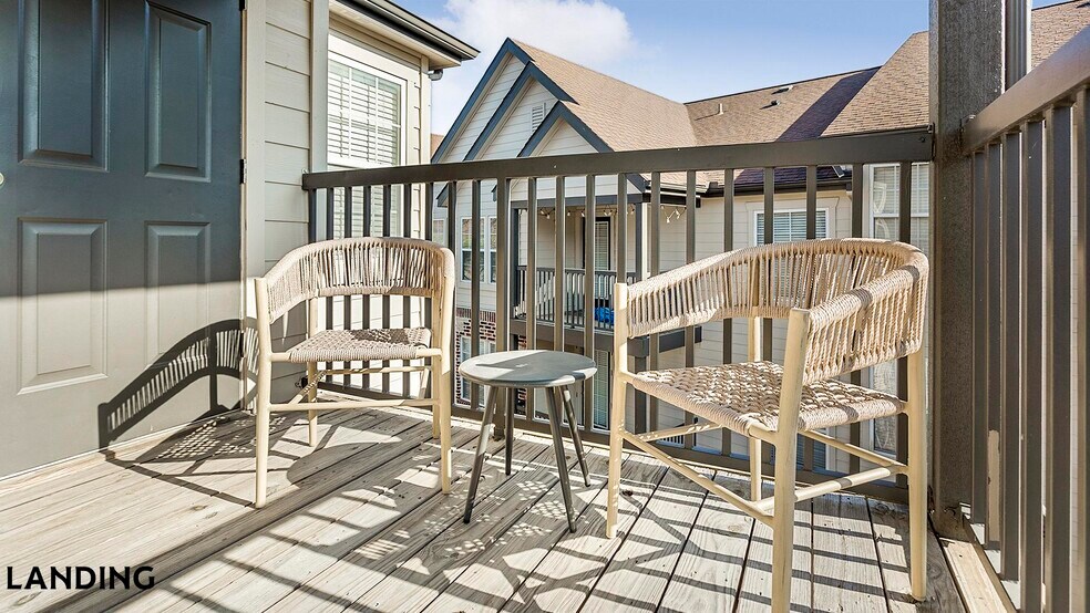 Building Photo - 2700 N 7th St