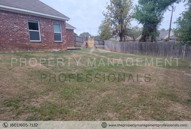 Building Photo - Tranquil Haven for Rent in Charming Brandon!