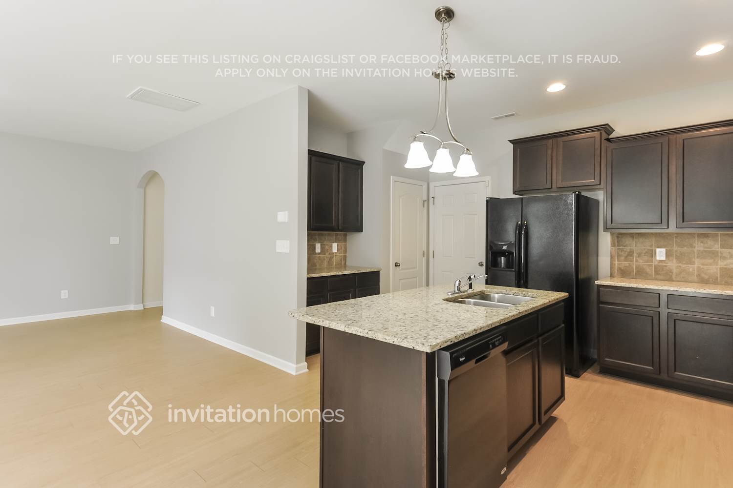 Building Photo - 203 Verrazano Pl