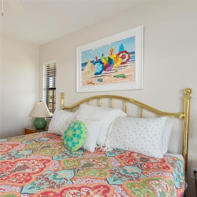 Building Photo - 9498 Alborado Rd