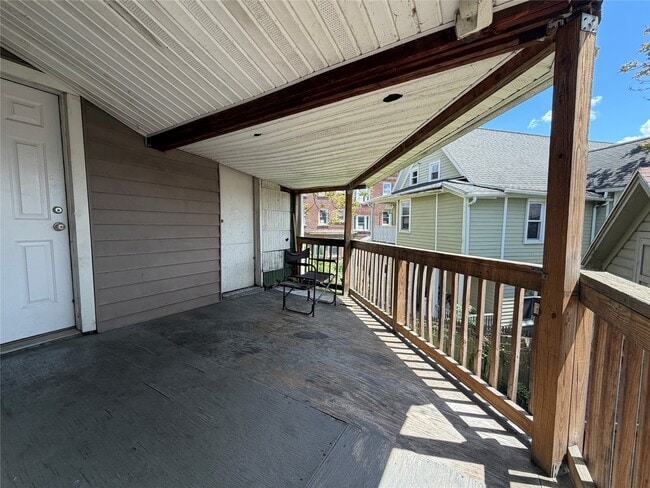 Building Photo - 274 Chenango St